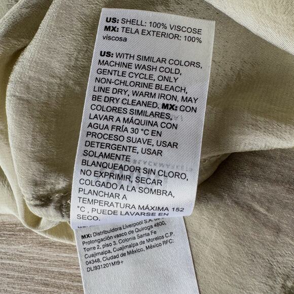 White House Black Market, Pleated Front V-Neck Sleeveless Shell, Women’s X-Small - Picture 6 of 11